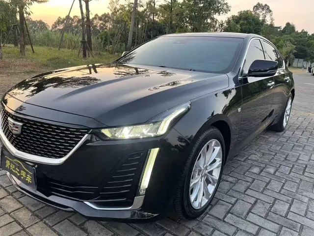 Cadillac CT5 — Фото автомобиля 9