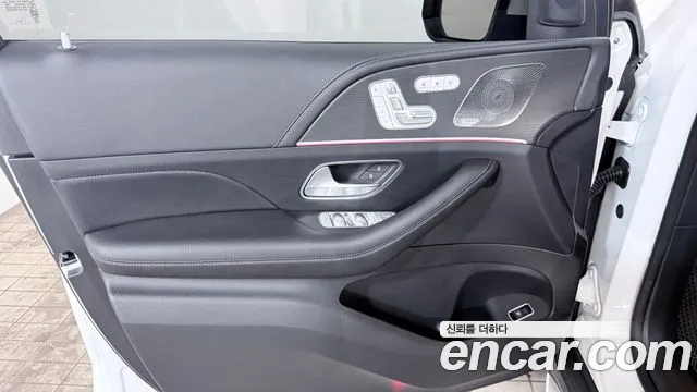 Mercedes-Benz GLE-Class — Фото автомобиля 15