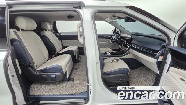 Kia Carnival 4th Gen — Фото автомобиля 16
