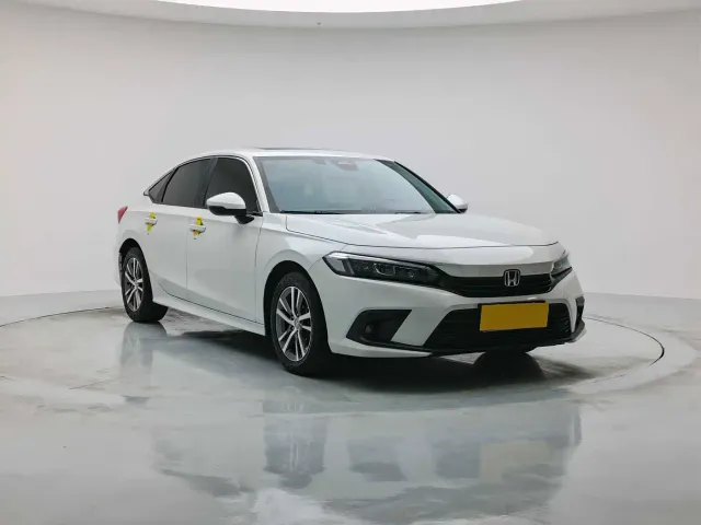 Honda Civic — Фото автомобиля 3