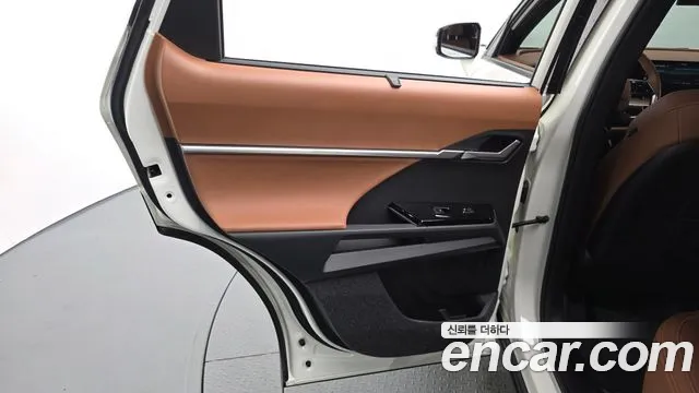 KG_Mobility_Ssangyong Torres Новый Torres Бензин 1.5 2WD — Фото автомобиля 20