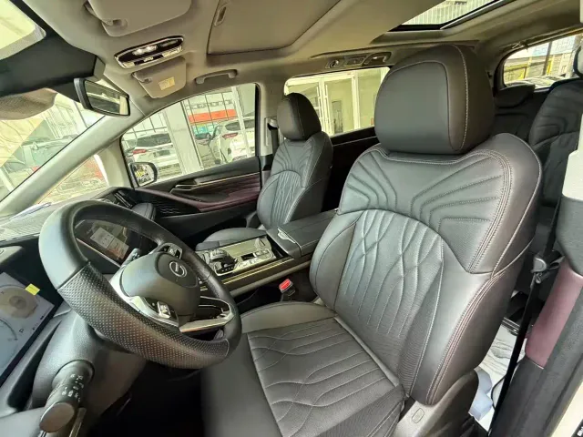 GAC Trumpchi M8 — Фото автомобиля 9