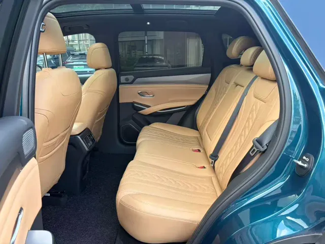 BYD Song L DM-i — Фото автомобиля 12