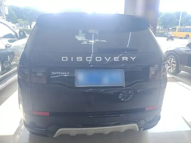 Land Rover Discovery Sport — Фото автомобиля 5