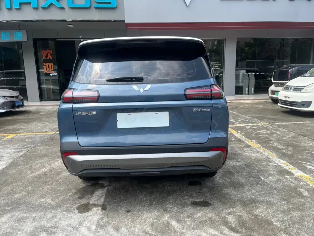 Wuling Starlight 560 — Фото автомобиля 5