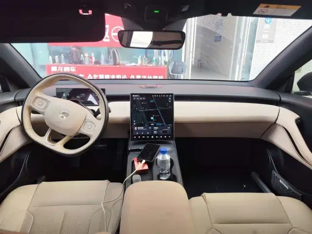 Nio ET5 Touring — Фото автомобиля 5