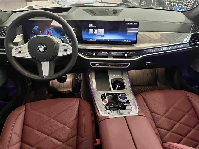 BMW X5 — Фото автомобиля 14