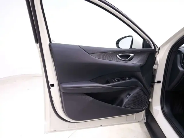 BYD Seal 06 — Фото автомобиля 22