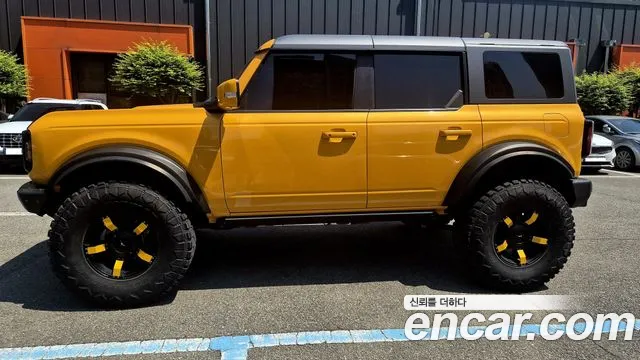 Ford Bronco — Фото автомобиля 7