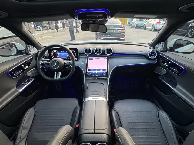 Mercedes-Benz C-Class — Фото автомобиля 9