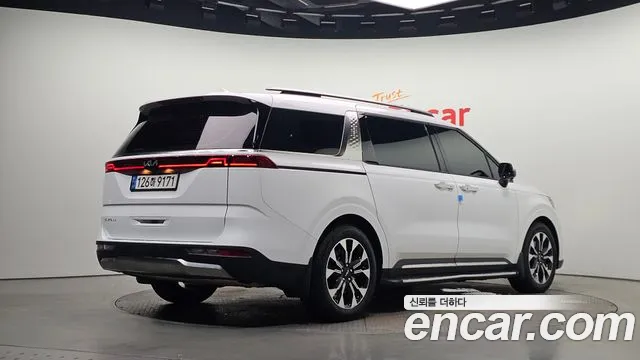 Kia Canival Carnival 4 поколение Дизель 9 мест Noblesse — Фото автомобиля 2