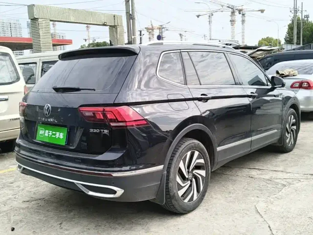 Volkswagen Tiguan L — Фото автомобиля 6