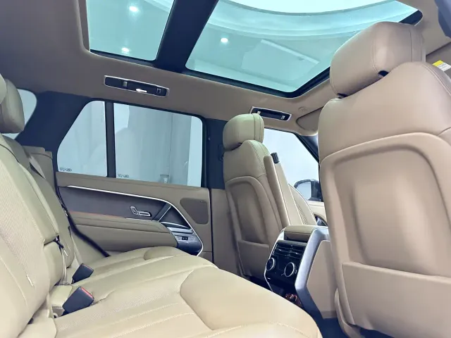 Land Rover Range Rover — Фото автомобиля 14