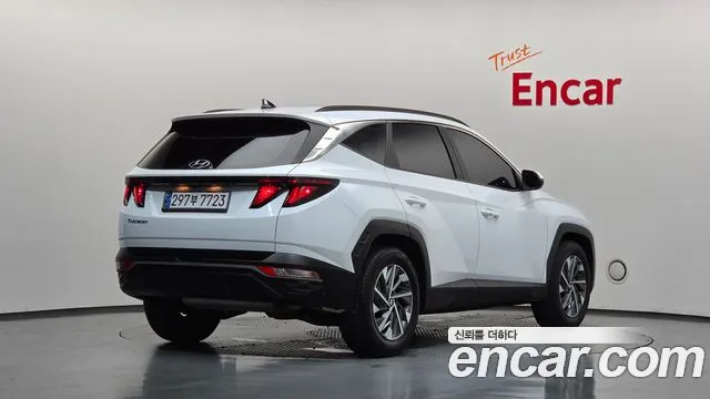 Hyundai Tucson Tucson (NX4) Бензин 1.6 турбо 2WD — Фото автомобиля 2