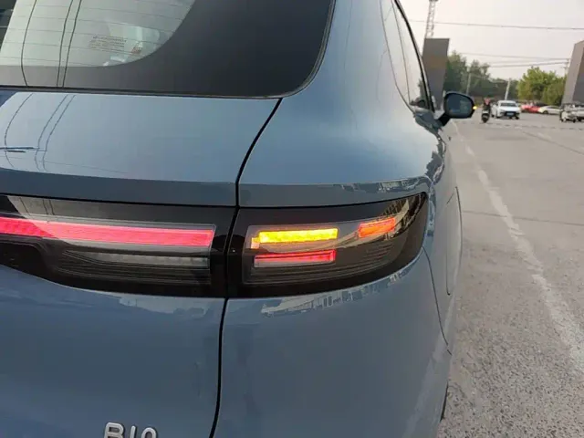 Leapmotor Leapmotor B10 2025 510 LiDAR Edition — Фото автомобиля 7