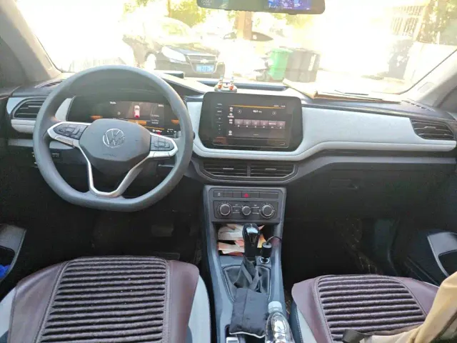 Volkswagen Tharu — Фото автомобиля 12