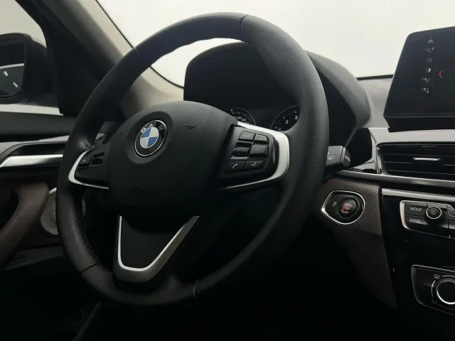 BMW X1 — Фото автомобиля 12