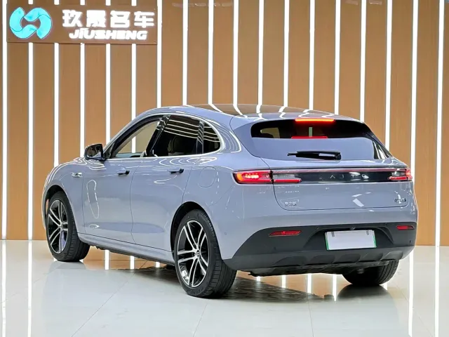 Aito M5 — Фото автомобиля 14