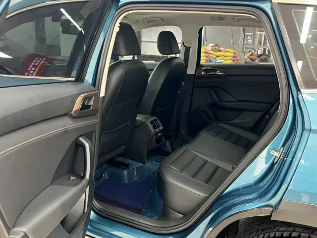 Volkswagen Tharu — Фото автомобиля 9