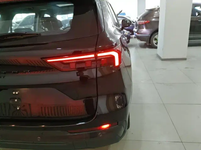 Ford Lingrui — Фото автомобиля 7