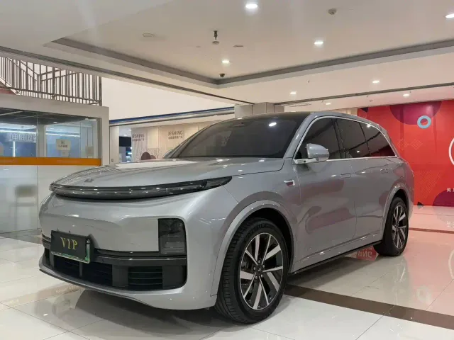Фотография автомобиля — Li Auto L8