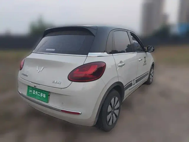 Wuling Bingo — Фото автомобиля 4