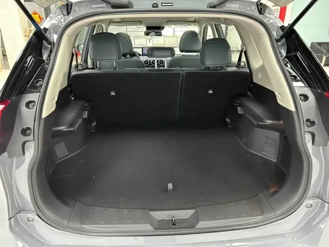 Nissan X-Trail — Фото автомобиля 22