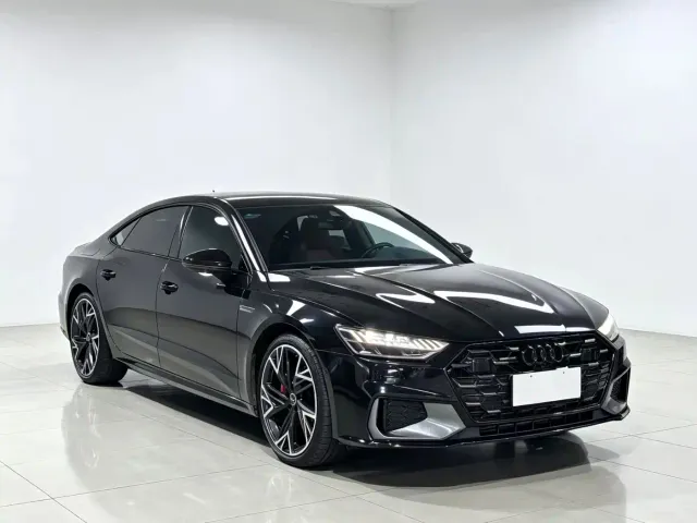 Audi A7L — Фото автомобиля 3