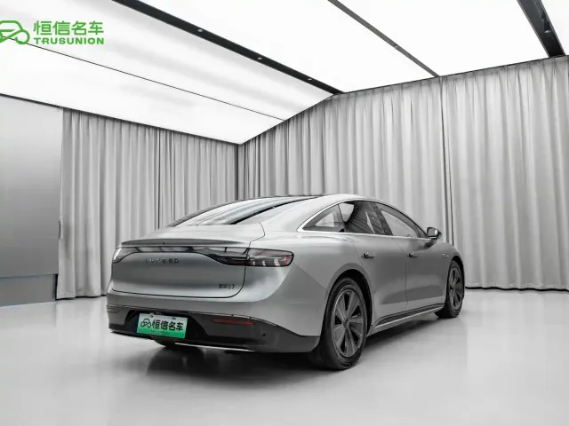 Luxeed S7 — Фото автомобиля 4