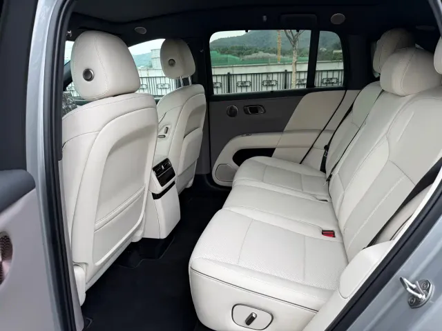 Li Auto i6 — Фото автомобиля 9