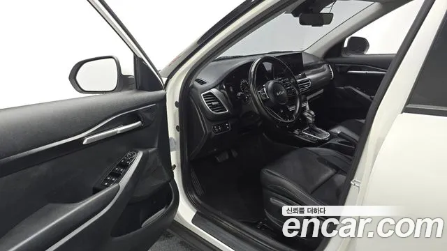 Kia Seltos — Фото автомобиля 15