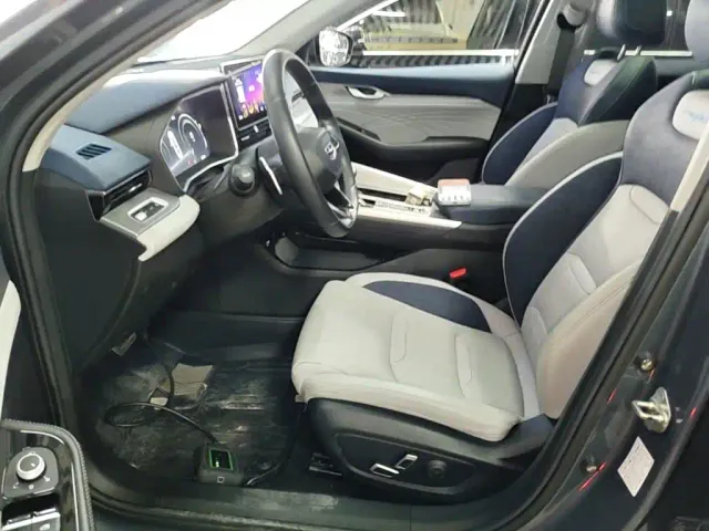 Geely Xingrui — Фото автомобиля 14