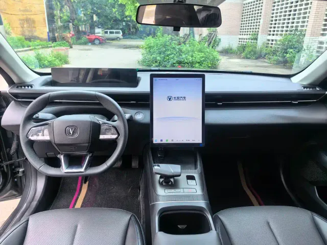 Changan Eado — Фото автомобиля 9