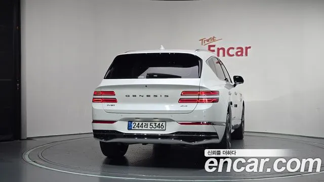 Genesis GV80 — Фото автомобиля 4