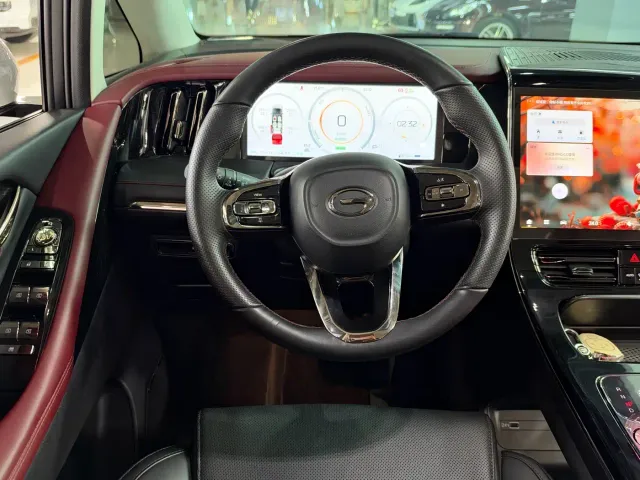 GAC Trumpchi E9 — Фото автомобиля 9