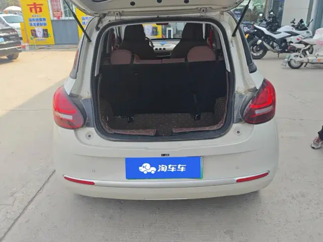 Wuling Bingo — Фото автомобиля 4