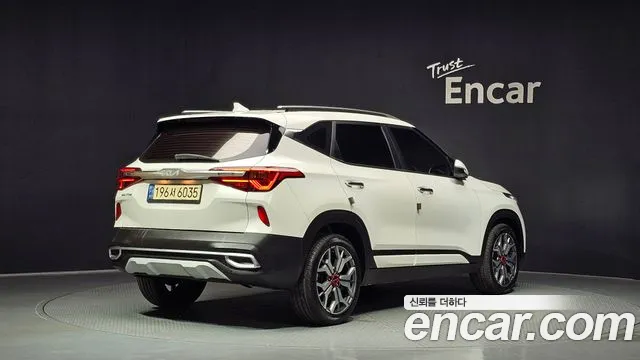 Kia Seltos Seltos Бензин 1.6 турбо 2WD — Фото автомобиля 2