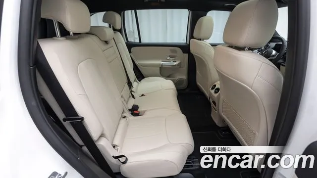 Mercedes-Benz EQB X243 — Фото автомобиля 17