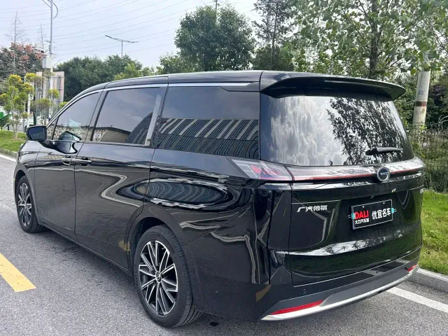 GAC Trumpchi E8 — Фото автомобиля 13