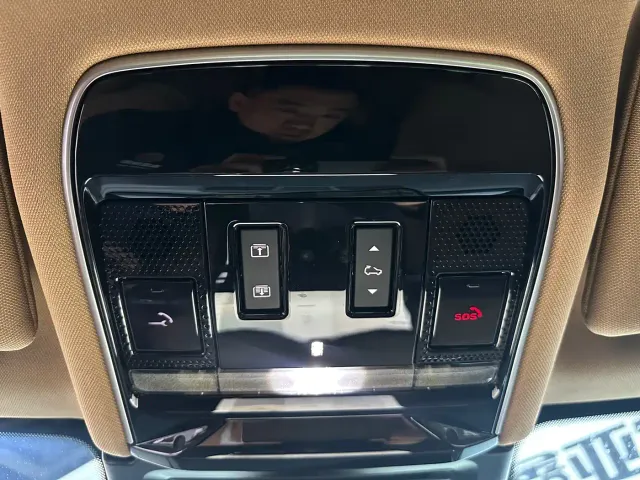 Land Rover Range Rover Sport — Фото автомобиля 18