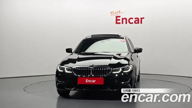 BMW 3-Series 3 серия (G20) 320d Touring Luxury — Фото автомобиля 3