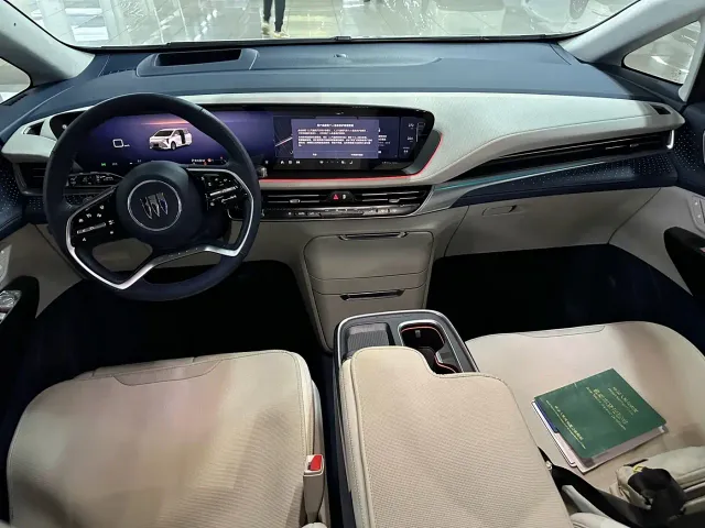 Buick Century — Фото автомобиля 5