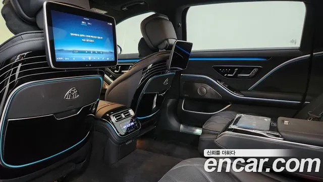 Mercedes-Benz S-Class — Фото автомобиля 12