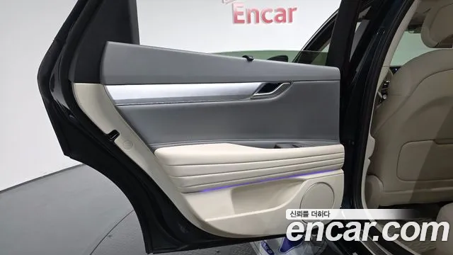 Genesis G80 Бензин 2.5 турбо AWD — Фото автомобиля 19