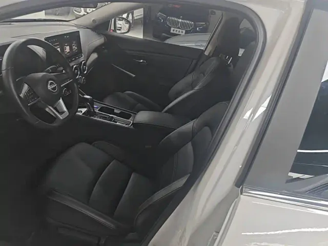 Nissan Sylphy — Фото автомобиля 14