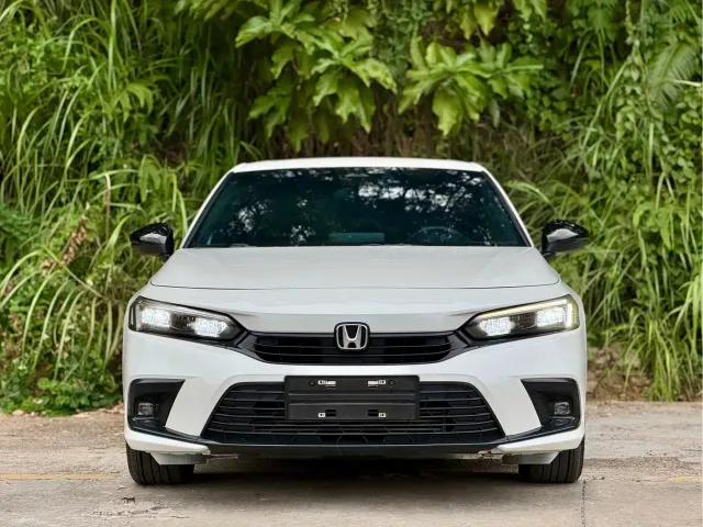 Honda Civic — Фото автомобиля 2
