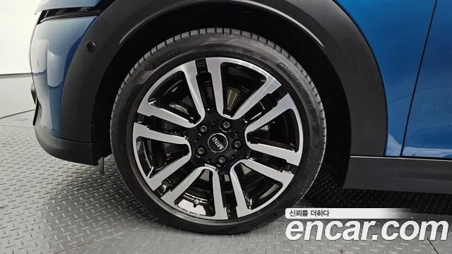 Mini Cooper Convertible — Фото автомобиля 5