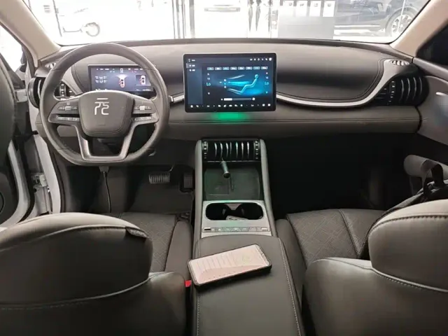 BYD Yuan PLUS — Фото автомобиля 9