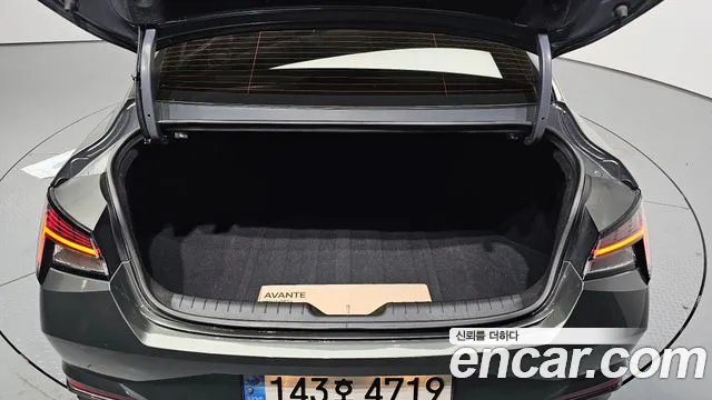 Hyundai Avante CN7 — Фото автомобиля 30