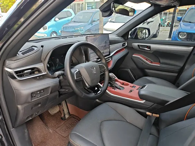 Toyota Crown Kluger — Фото автомобиля 4